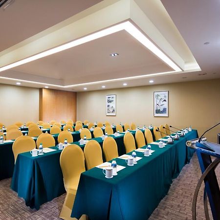 The Grand Plaza Hotel Ji'an  Bagian luar foto