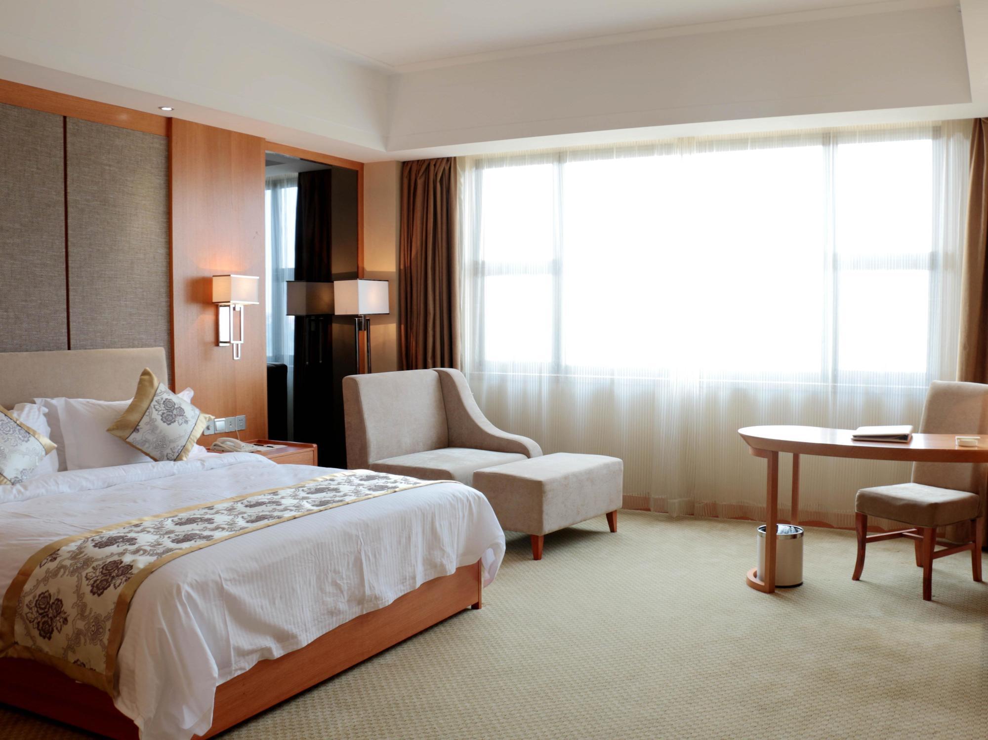The Grand Plaza Hotel Ji'an  Bagian luar foto