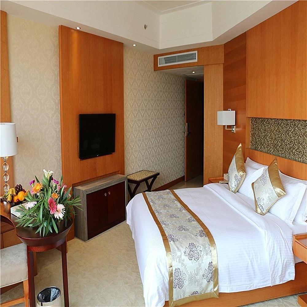 The Grand Plaza Hotel Ji'an  Bagian luar foto