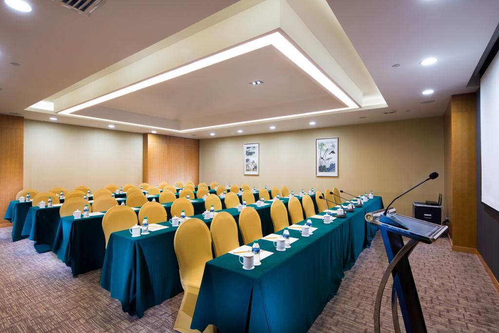 The Grand Plaza Hotel Ji'an  Bagian luar foto